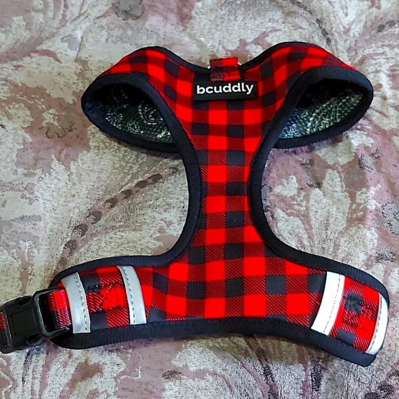 Bcuddly Buffalo Plaid Harness NWOT - Picture 1 of 4